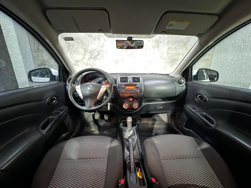 Nissan Versa 1.0 - foto 15