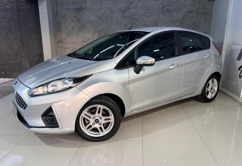 Ford Fiesta 16sel - foto 2