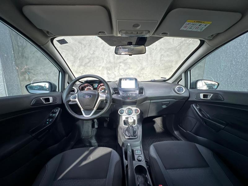 Ford Fiesta 16sel - foto 15