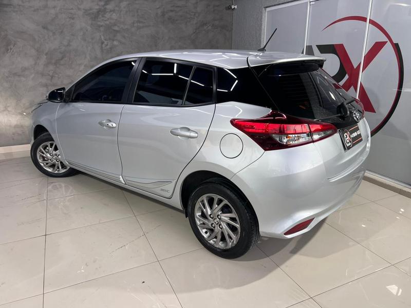 Toyota Yaris Ha Xs 1.5 - foto 8