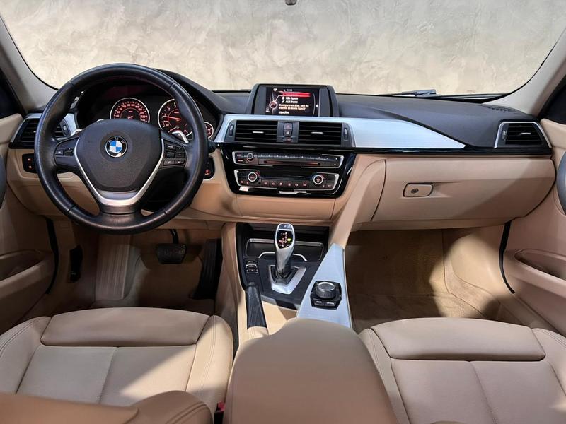 BMW 320i Active Flex - foto 14