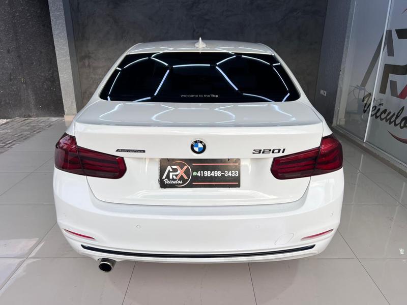 BMW 320i Active Flex - foto 9