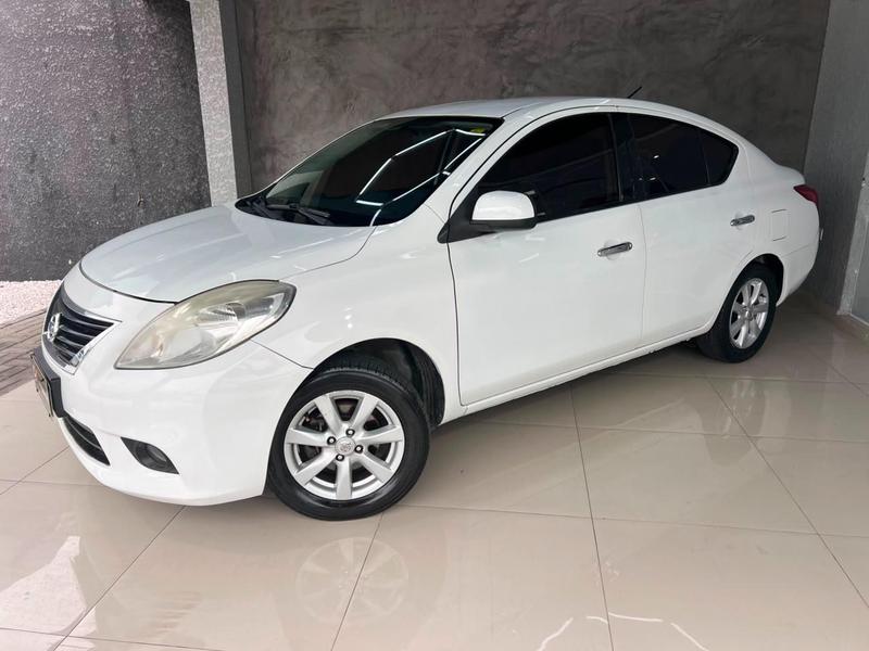Nissan Versa 16sl Flex - foto 2