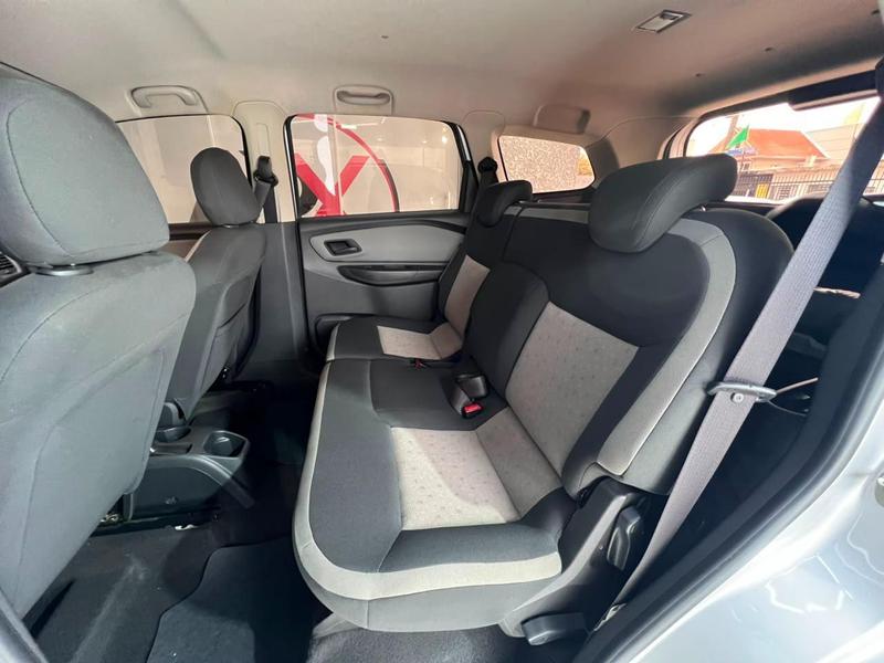 Chevrolet Spin LTZ 1.8 8V Econo.flex 5P Aut. - foto 12