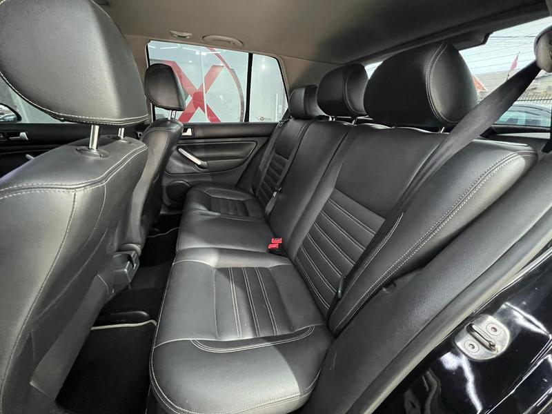 Volkswagen Golf 1.6 Sportline - foto 12
