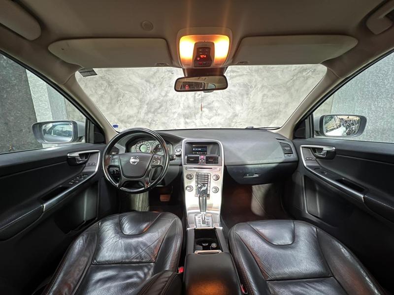 Volvo XC60 2.0 T5 Comf - foto 15