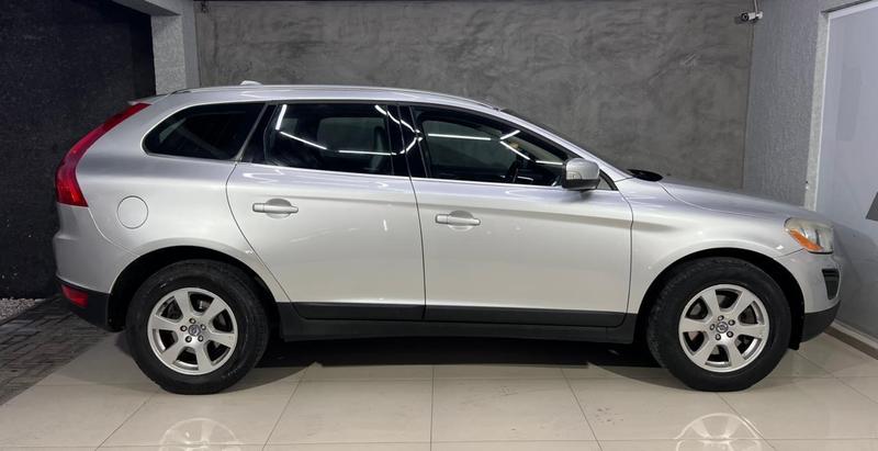 Volvo XC60 2.0 T5 Comf - foto 7