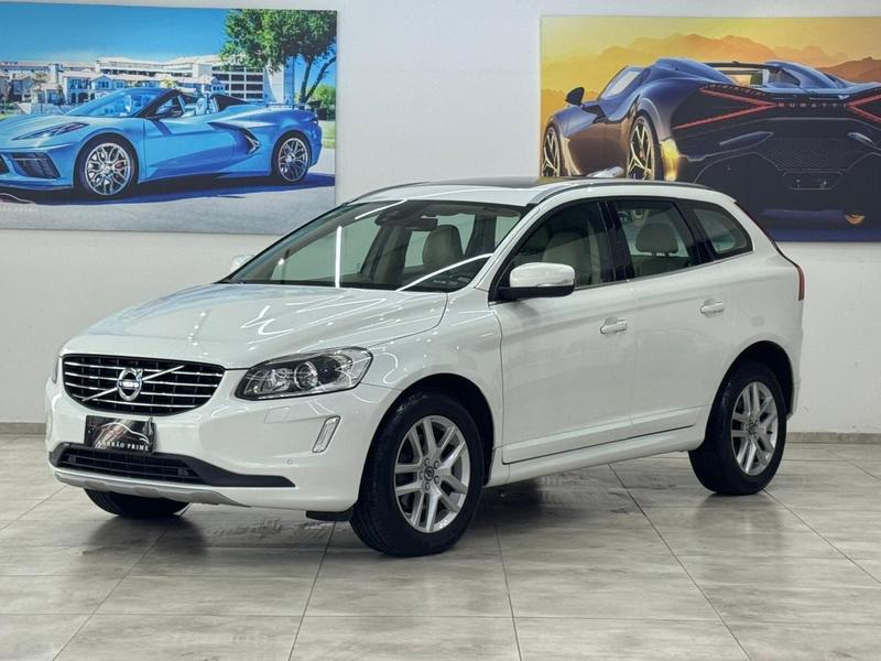 VOLVO XC60 D5 MOMENTUM
