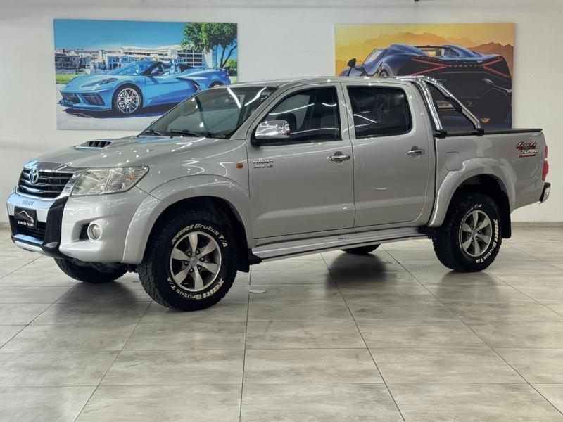 TOYOTA HILUX CD4X4 STD
