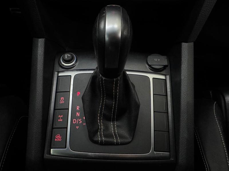 Volkswagen Amarok Extreme Cd 3.0 4X4 Tb Dies Automático - foto 13