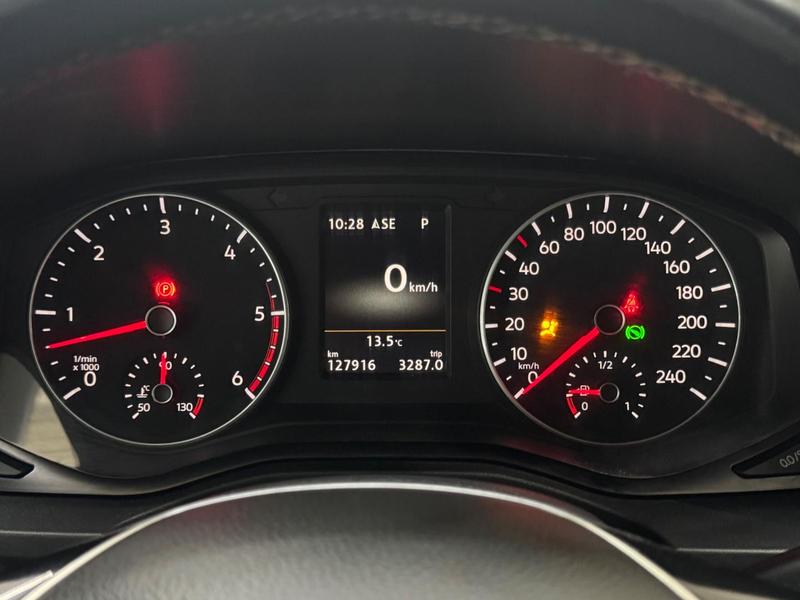 Volkswagen Amarok Extreme Cd 3.0 4X4 Tb Dies Automático - foto 19