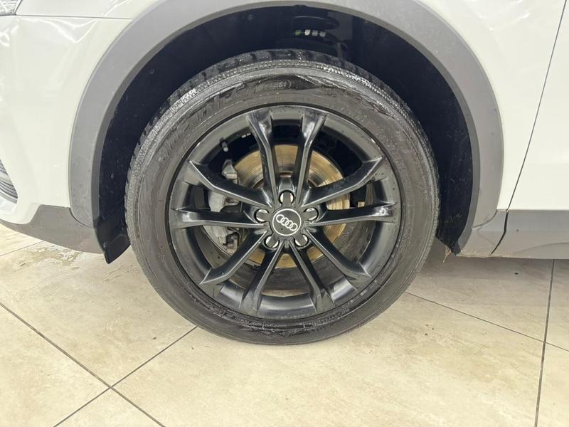 Audi Q3 2.0 16vtfsi Quattro 211cv S Tronic 5P - foto 19