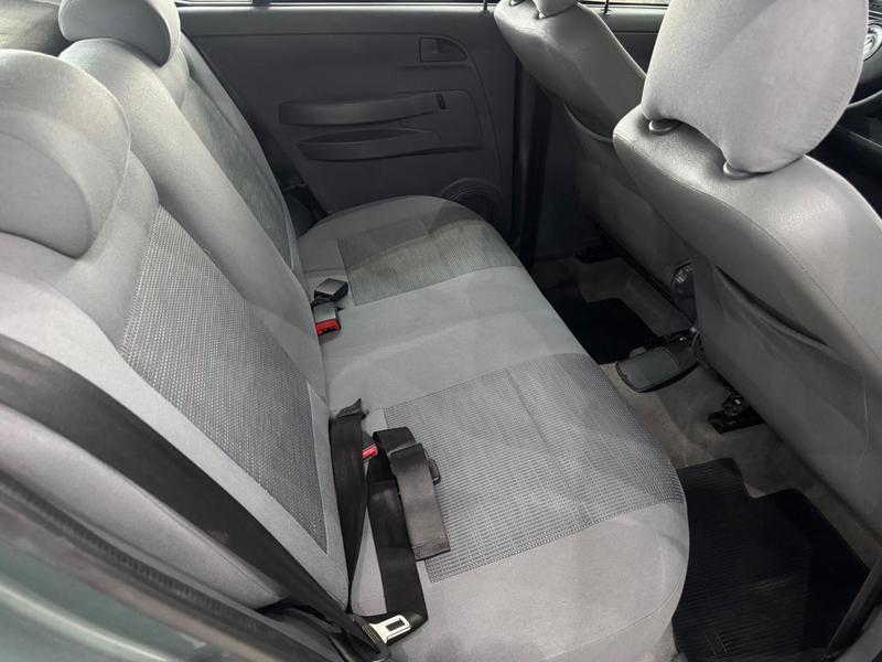 Volkswagen Fox Route 1.6 Mi Total Flex 8V 3P - foto 11