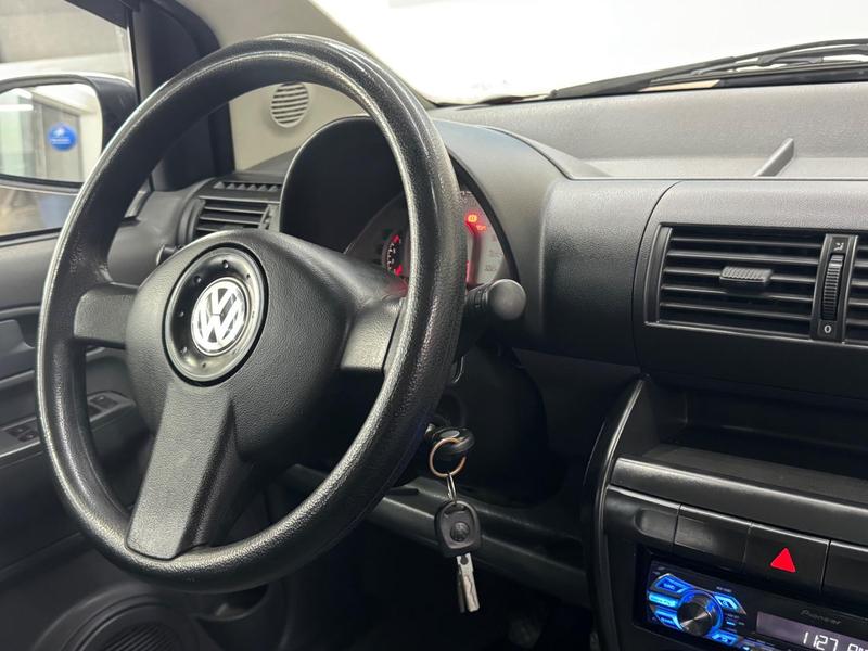 Volkswagen Fox Route 1.6 Mi Total Flex 8V 3P - foto 15