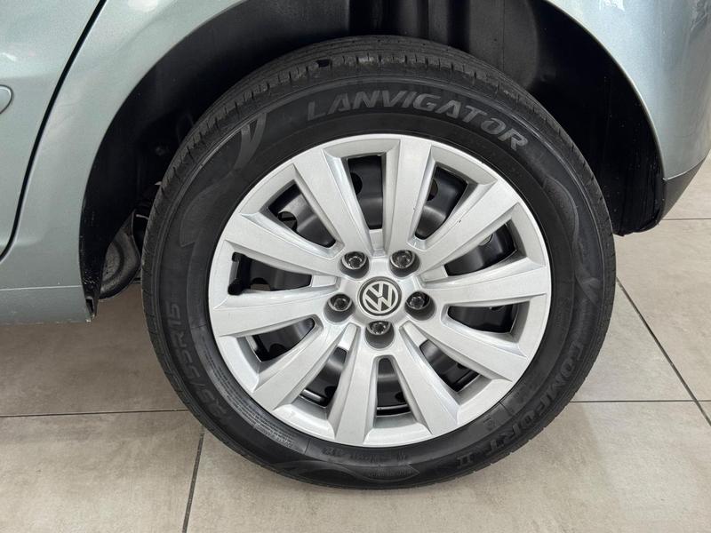 Volkswagen Fox Route 1.6 Mi Total Flex 8V 3P - foto 6