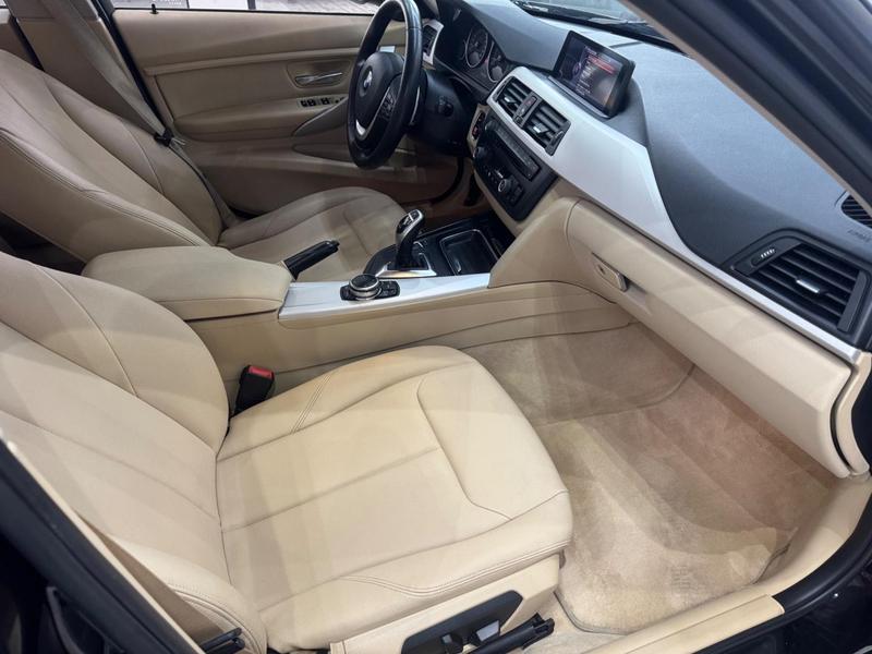 BMW 320i Modern Sport Tb 2.0 A.flex Gp 4P - foto 9