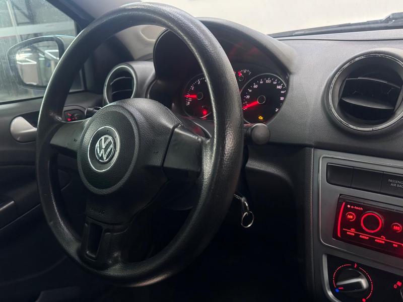 Volkswagen Saveiro Trendline 1.6 T.flex 8V - foto 13
