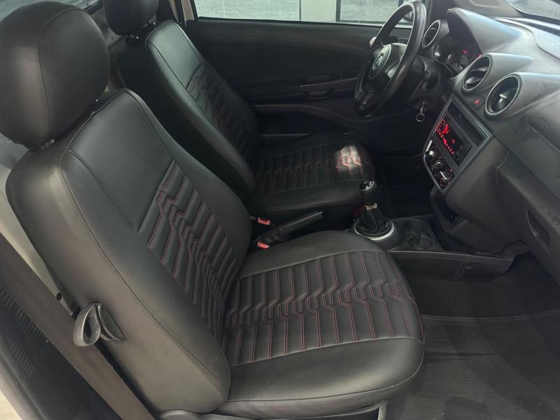Volkswagen Saveiro Trendline 1.6 T.flex 8V - foto 14
