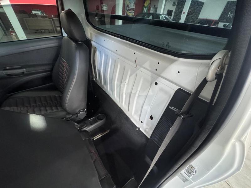 Volkswagen Saveiro Trendline 1.6 T.flex 8V - foto 9