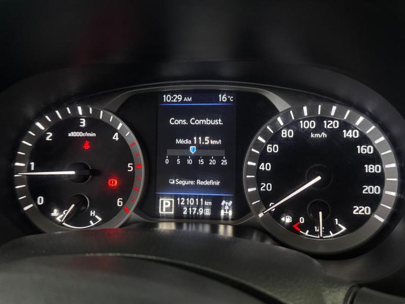 Nissan Frontier Xe Cd 4X4 23 Bi Tb Automático - foto 18