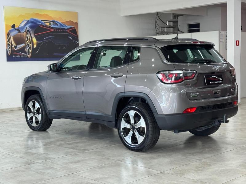 Jeep Compass Longitude 2.0 4X4 Dies. 16V Aut. - foto 4