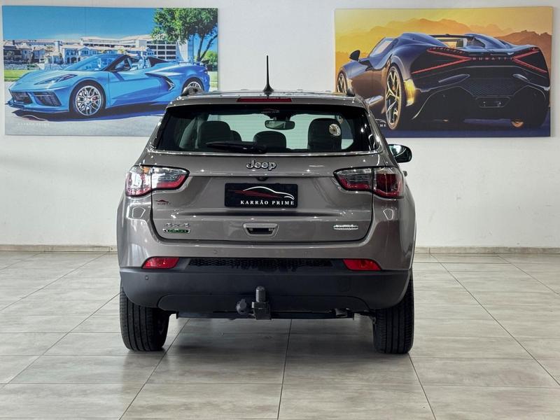 Jeep Compass Longitude 2.0 4X4 Dies. 16V Aut. - foto 5
