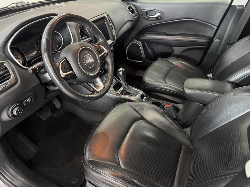 Jeep Compass Longitude 2.0 4X4 Dies. 16V Aut. - foto 8
