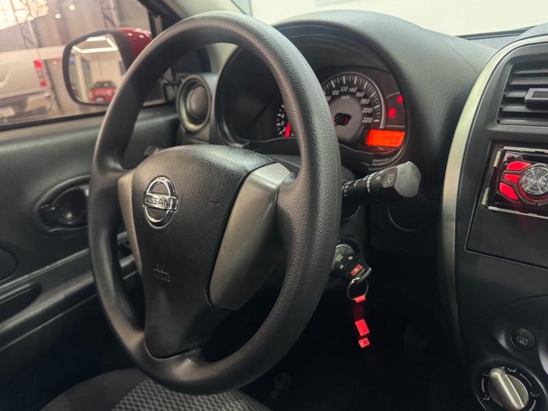 Nissan March 1.6 S 16V Flex 4P Manual - foto 15