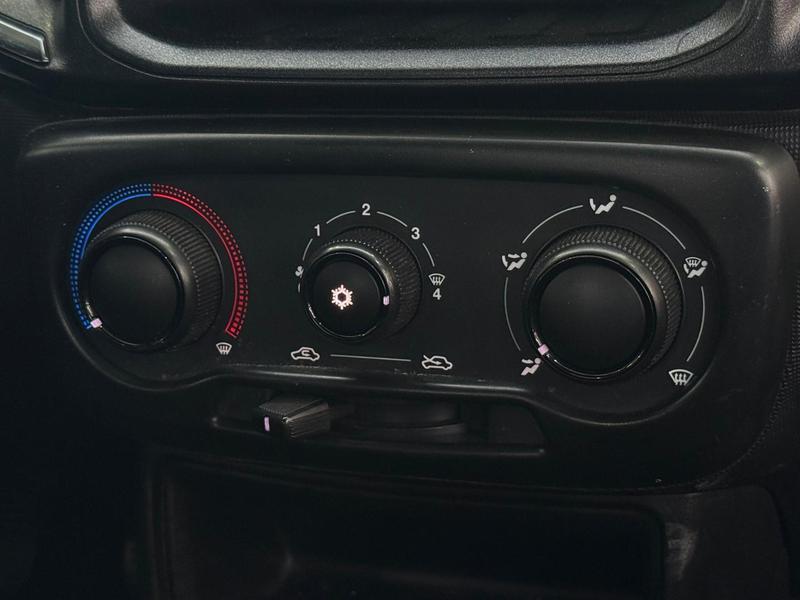 Fiat Strada Endurance Cs 1.4 Flex Manual - foto 13