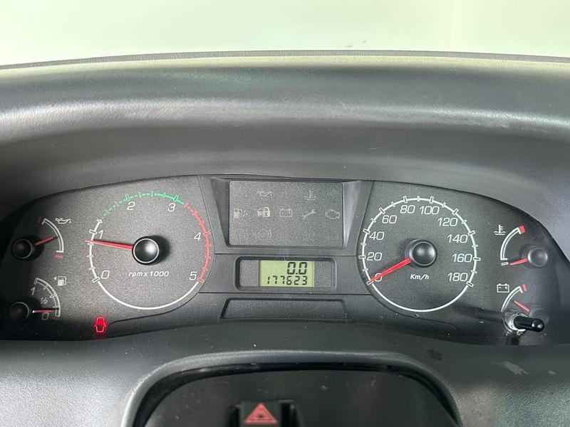 Ford F-250 XLT 3.9 4X2 Diesel Tb - foto 15