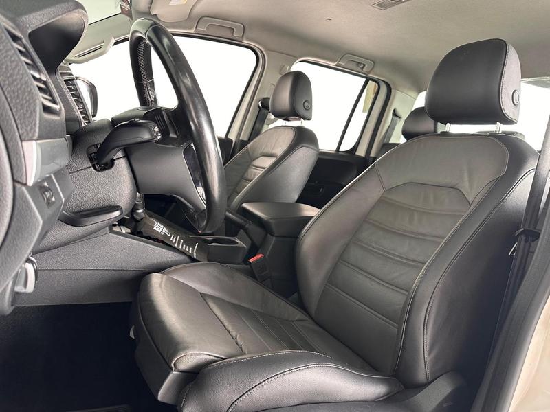 Volkswagen Amarok Highcd 2.0 16V TDI 4X4 Dies Automático - foto 11