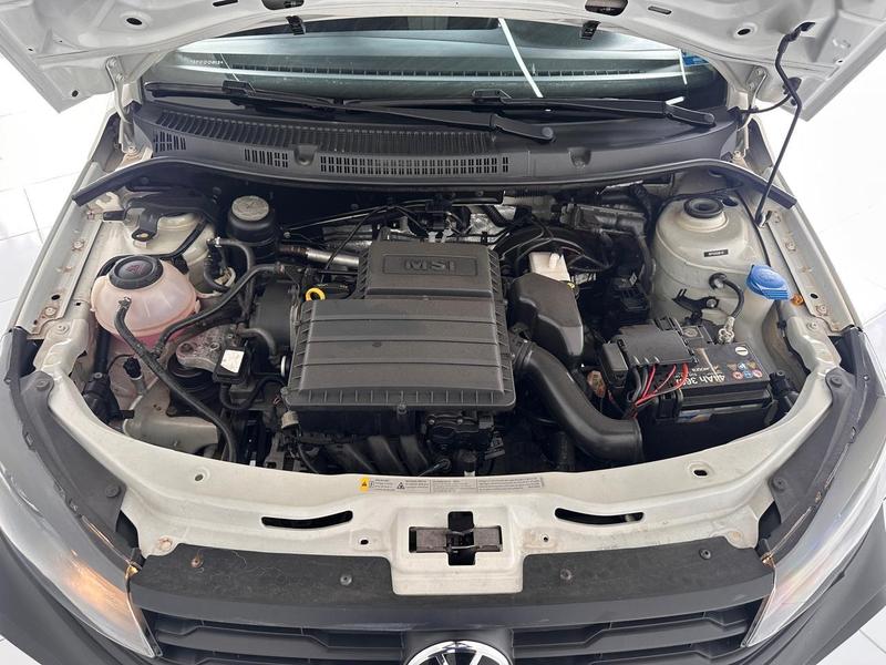 Volkswagen Saveiro Robust 1.6 Total Flex 16V - foto 18