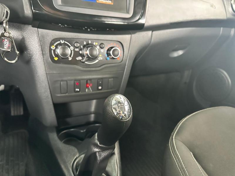 Renault Logan Zen 10mt - foto 18