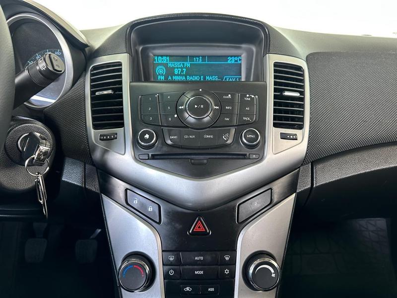 Chevrolet Cruze LT Hb - foto 14