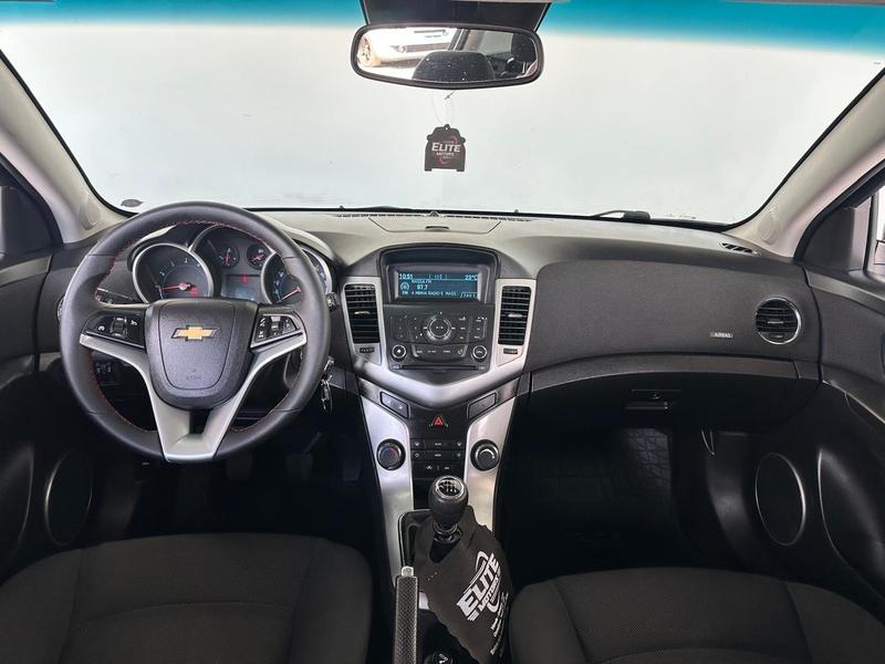 Chevrolet Cruze LT Hb - foto 9