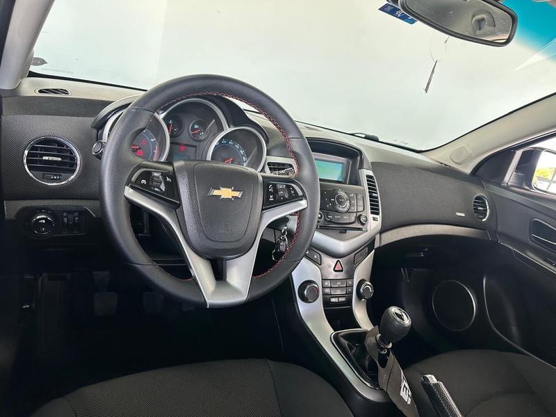 Chevrolet Cruze LT Hb - foto 11