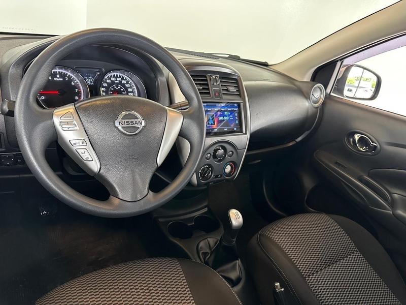 Nissan Versa 1.6 Sv - foto 12