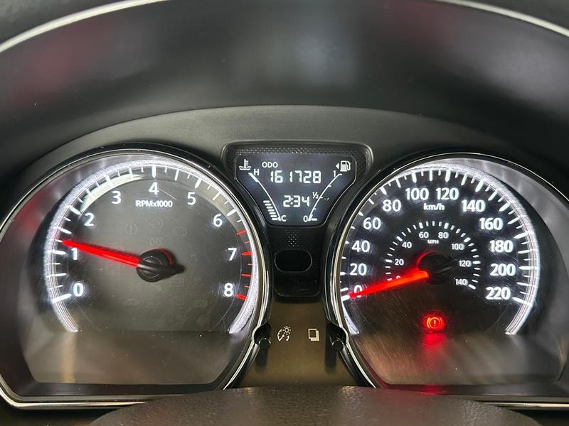 Nissan Versa 1.6 Sv - foto 14