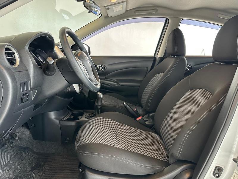 Nissan Versa 1.6 Sv - foto 7