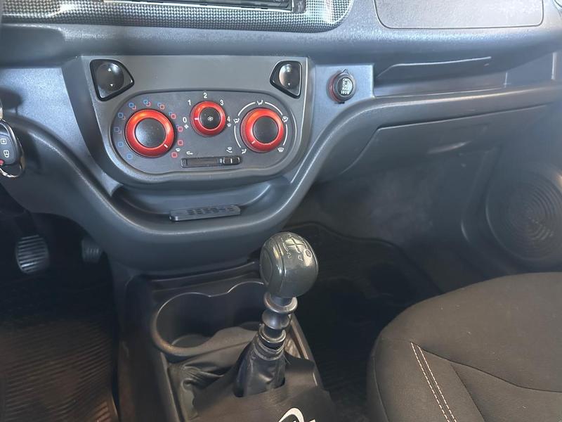 Fiat Uno Sporting 1.4 - foto 17