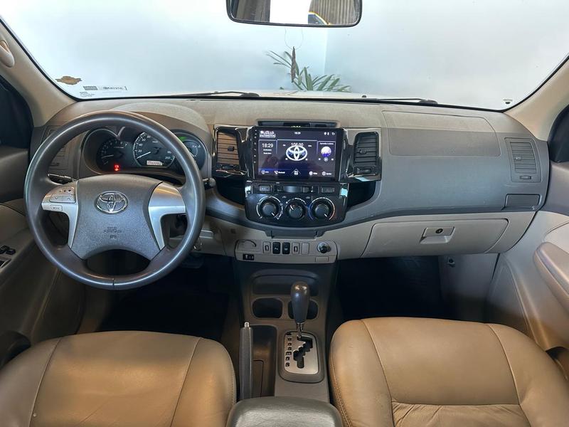 Toyota SW4 Sr 4X2 2.7 2.7 Flex 16V Aut. - foto 12
