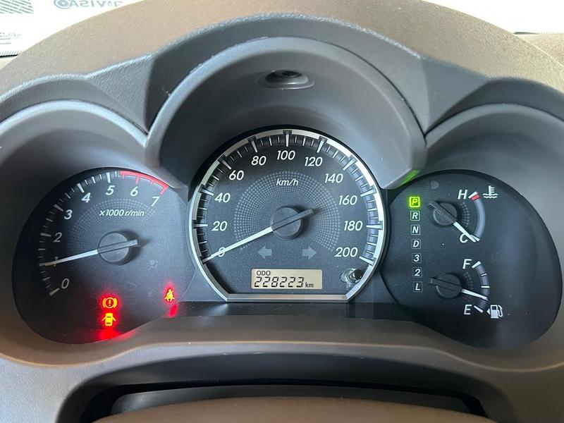 Toyota SW4 Sr 4X2 2.7 2.7 Flex 16V Aut. - foto 15
