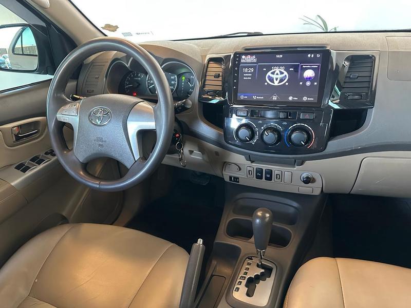 Toyota SW4 Sr 4X2 2.7 2.7 Flex 16V Aut. - foto 14