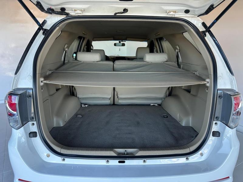 Toyota SW4 Sr 4X2 2.7 2.7 Flex 16V Aut. - foto 19