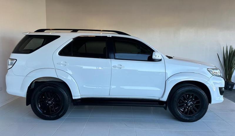 Toyota SW4 Sr 4X2 2.7 2.7 Flex 16V Aut. - foto 7