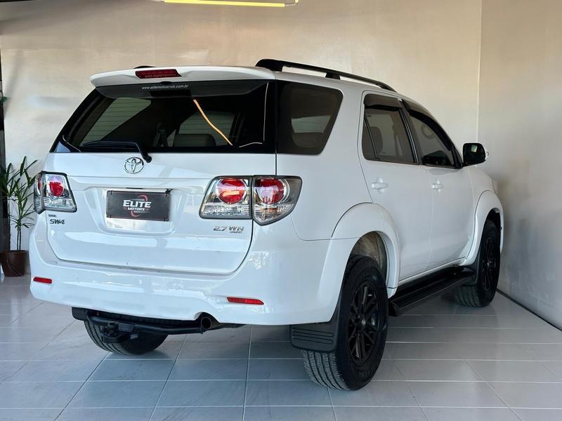 Toyota SW4 Sr 4X2 2.7 2.7 Flex 16V Aut. - foto 4