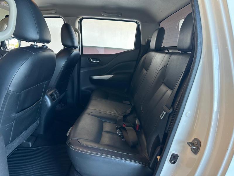 Nissan Frontier Leatx4 - foto 11