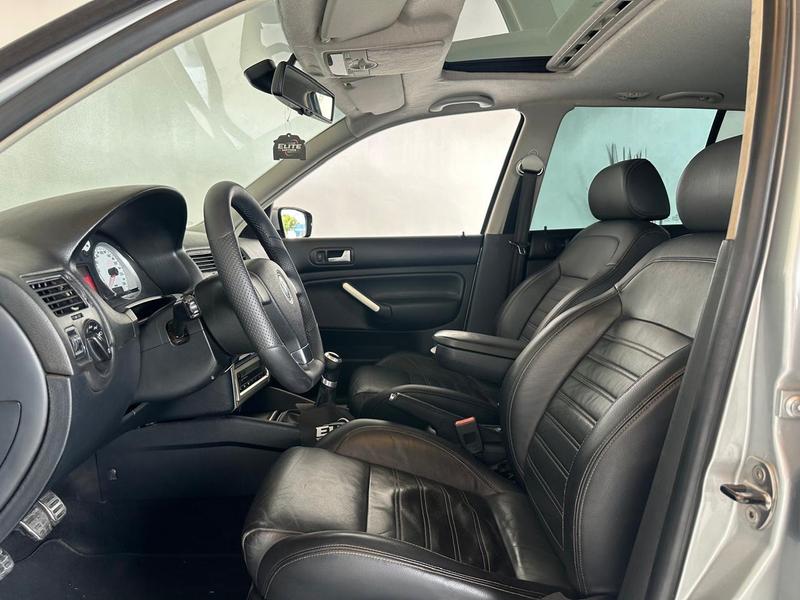 Volkswagen Golf 1.6 Sportline - foto 9