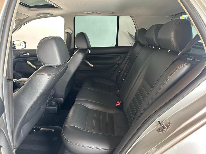 Volkswagen Golf 1.6 Sportline - foto 11