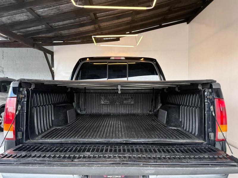Ford F-250 XLT Csim 4X2 39 Tb Eletr - foto 18